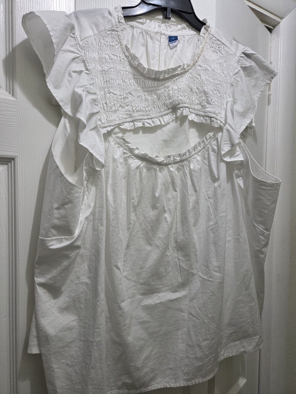 Old Navy White Ruffled Smocked-Yoke Tunic Top Sz 3X